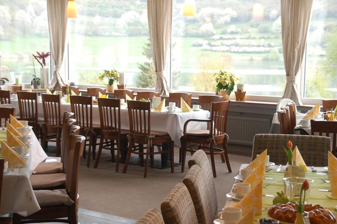 Hotel-Ferienwohnungen Cafe Maarblick شالكينميهرين المظهر الخارجي الصورة