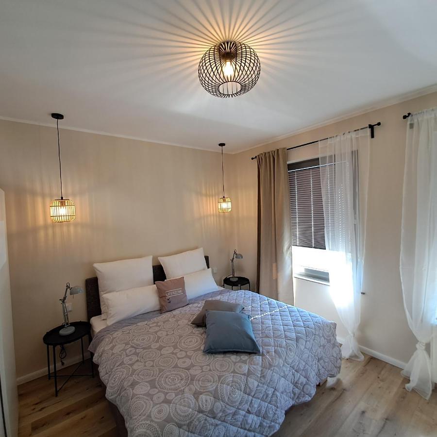 Hotel-Ferienwohnungen Cafe Maarblick شالكينميهرين المظهر الخارجي الصورة
