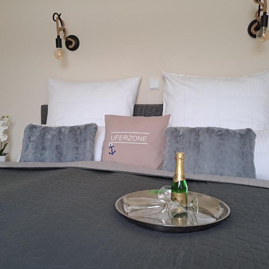 Hotel-Ferienwohnungen Cafe Maarblick شالكينميهرين المظهر الخارجي الصورة