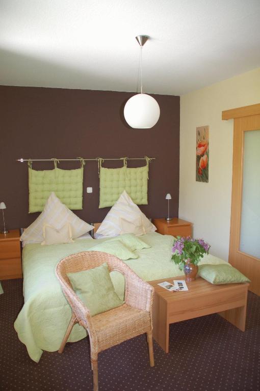 Hotel-Ferienwohnungen Cafe Maarblick شالكينميهرين الغرفة الصورة